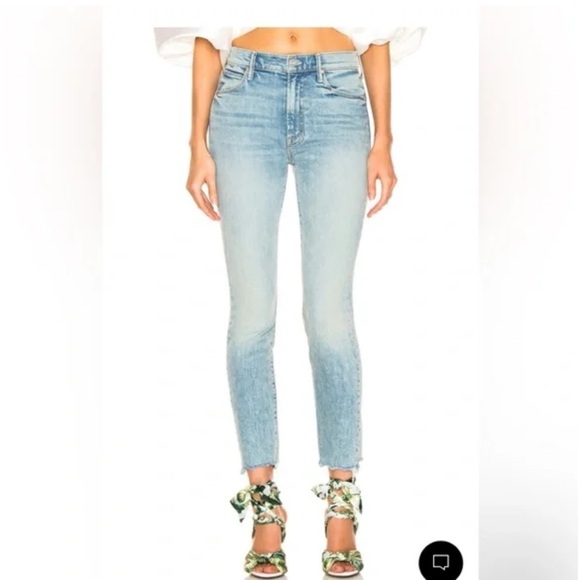 MOTHER Denim - MOTHER The super stunner ankle chew skinny jeans in Walking on water